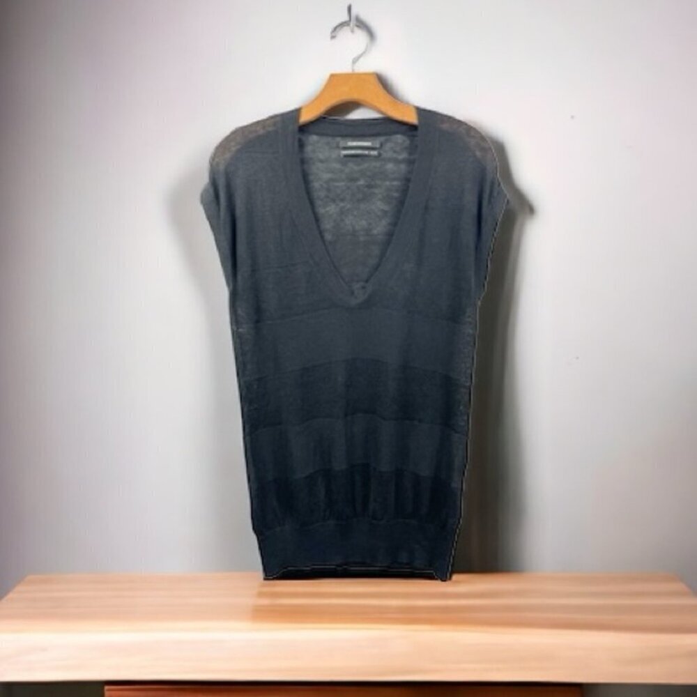 ** Club Monaco Black 100% Linen Short Sleeve Deep U Neck Light Gaug Sweater XS